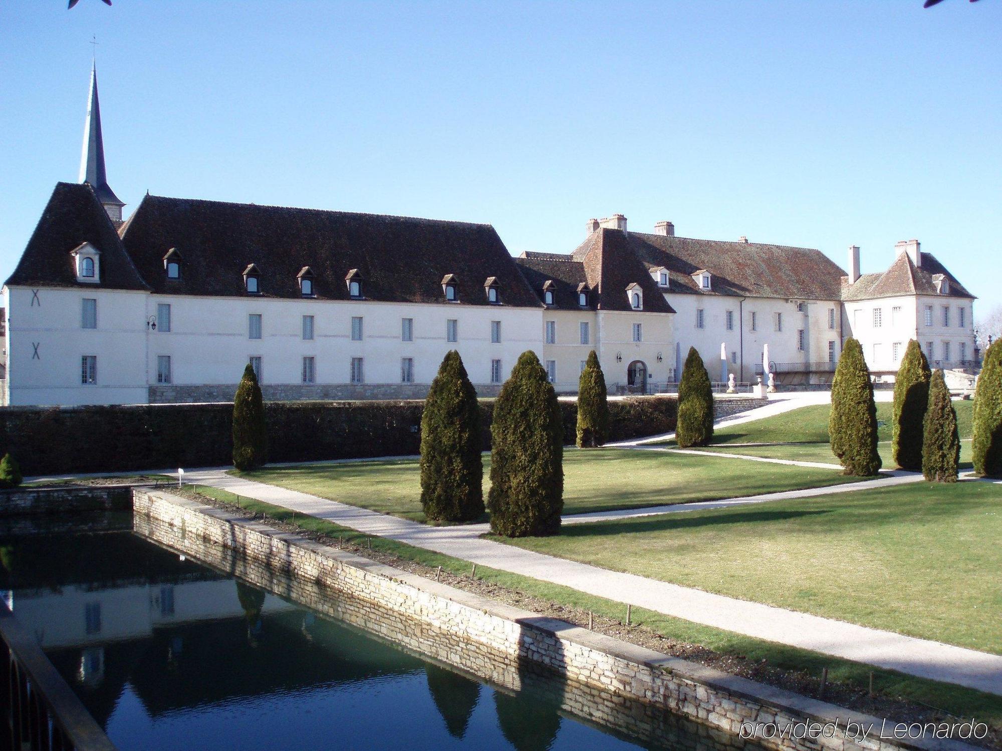 Chateau De Gilly Exterior photo